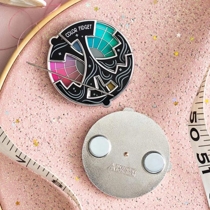 Color Fidget Enamel Pin (A Wheel Of Twenty Hues)