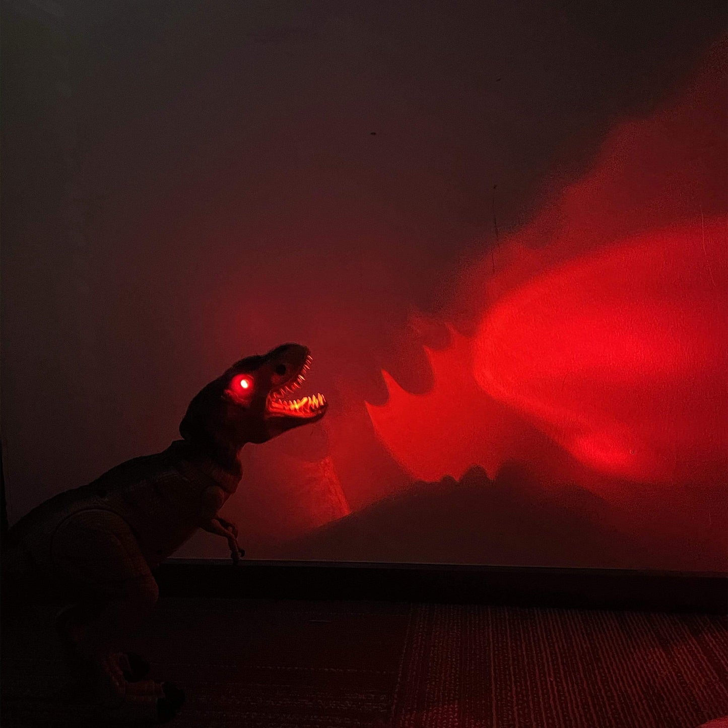Remote Control Dinosaur T Rex Toys Realistic Walking Good Dinosaur Toys Light Sound Spray Action Figure